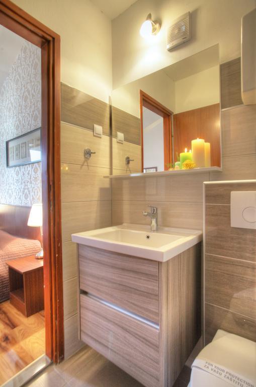 Gina Bed & Breakfast Tisno Kültér fotó